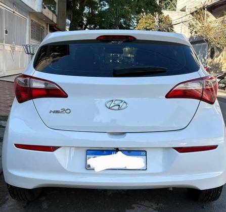 HYUNDAI HB20 1.6 COMFORT PLUS 16V FLEX 4P MANUAL HYUNDAI HB20 1.6 COMFORT PLUS 16V FLEX 4P MANUAL